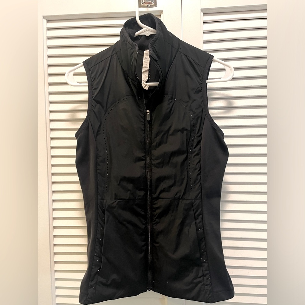 Black lululemon vest